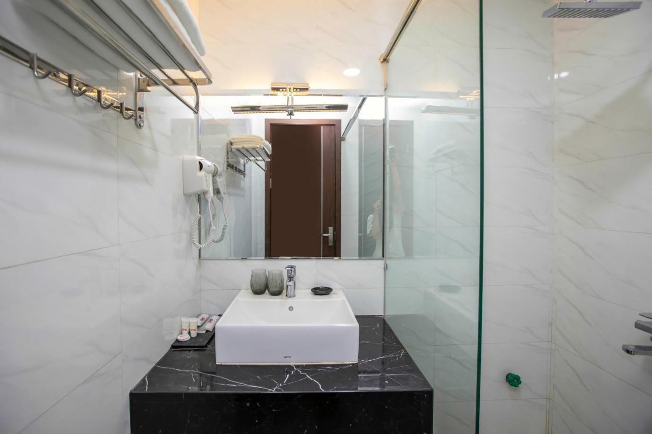 Hoang Long Hotel Ha Long Exterior photo